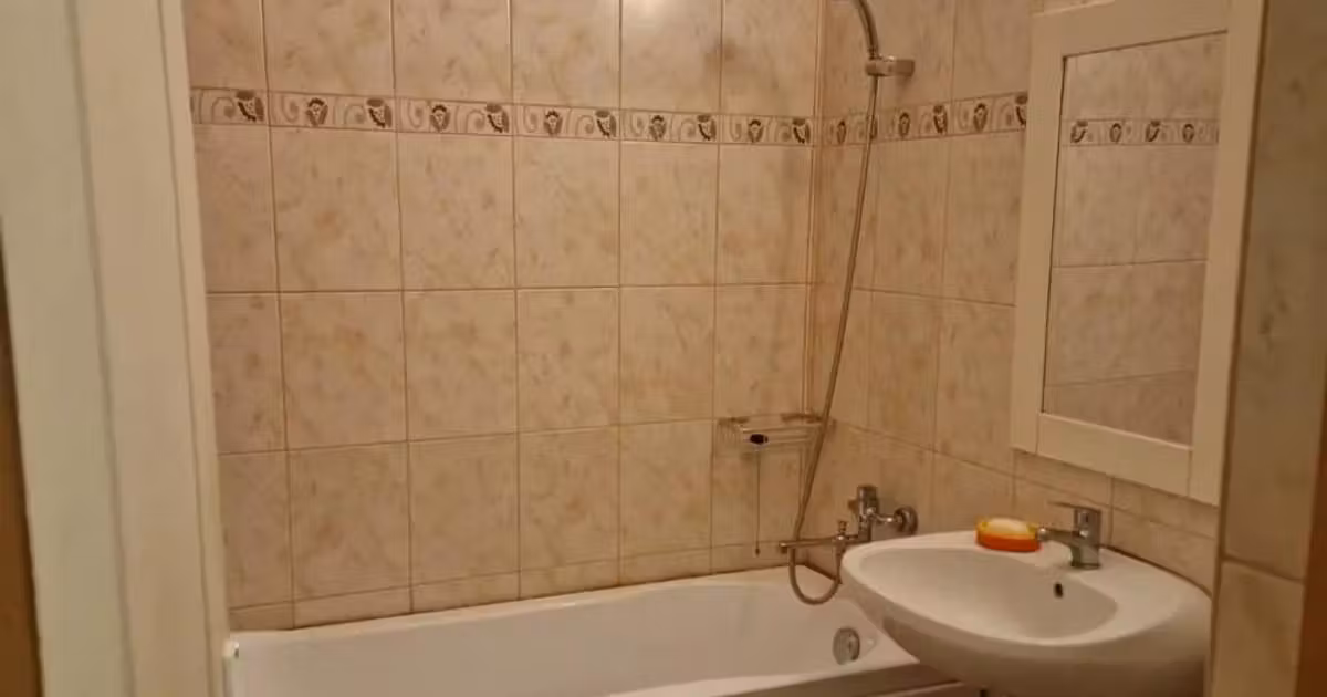 Apartament de vânzare cu 3 camere, mobilat în zona Tătărași, Iași