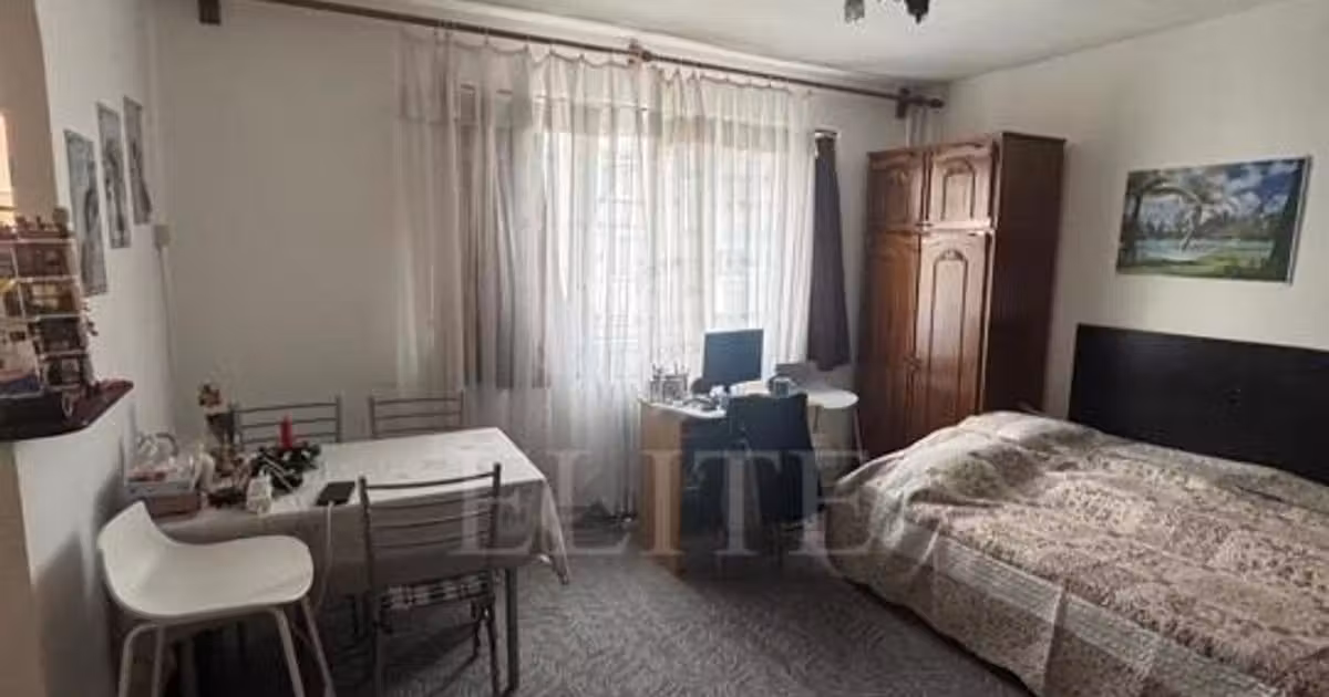Apartament de vânzare cu 3 camere în zona Mănăștur, Cluj-Napoca