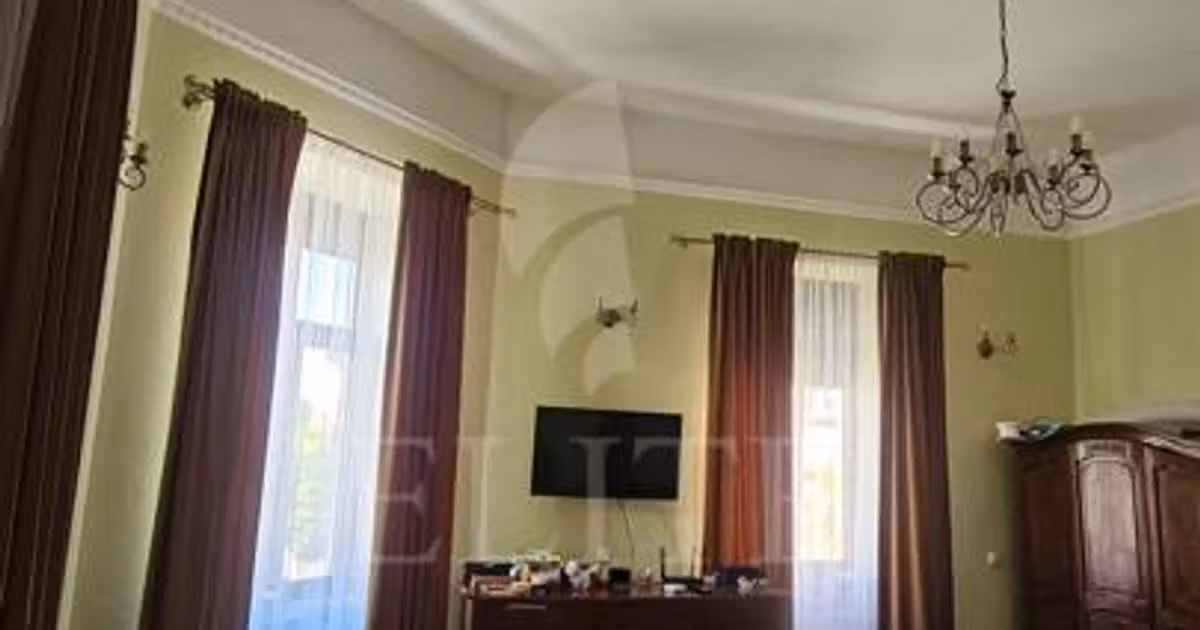 Apartament de vânzare cu 2 camere în zona Central, Cluj-Napoca
