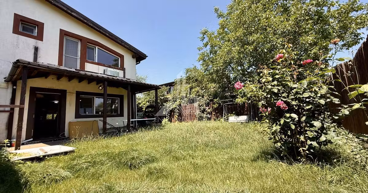 Duplex de vânzare cu 4 camere, mobilat în Domnești