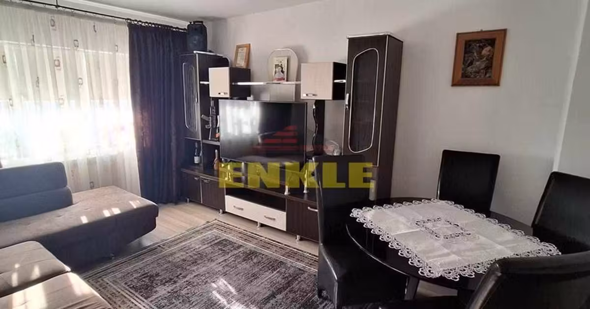 Apartament de vânzare cu 2 camere în zona Central, Botoșani