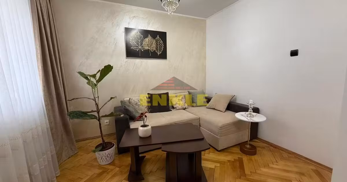 Apartament de vânzare cu 2 camere în zona Central, Botoșani