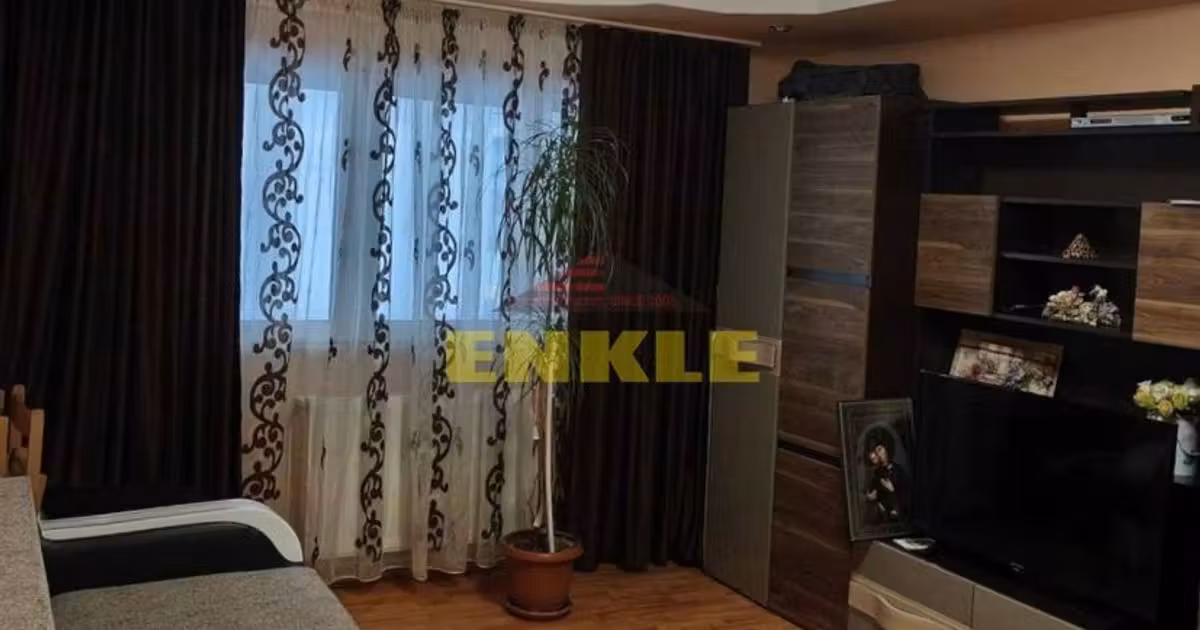 Apartament de vânzare cu 2 camere în zona Central, Botoșani