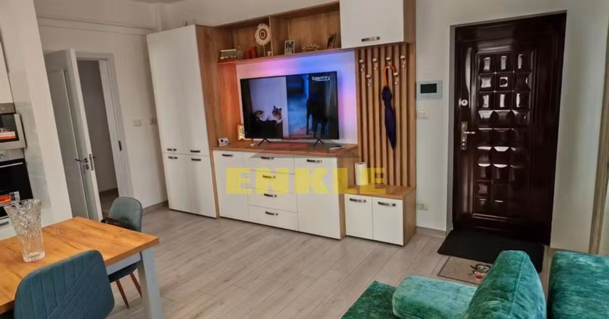 Apartament de vânzare cu 3 camere în zona Central, Botoșani