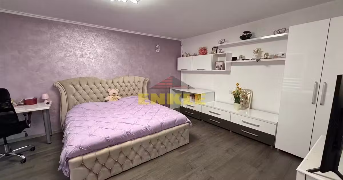 Casă individuală de vânzare cu 5 camere în Curtești