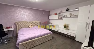 Casă Curtești