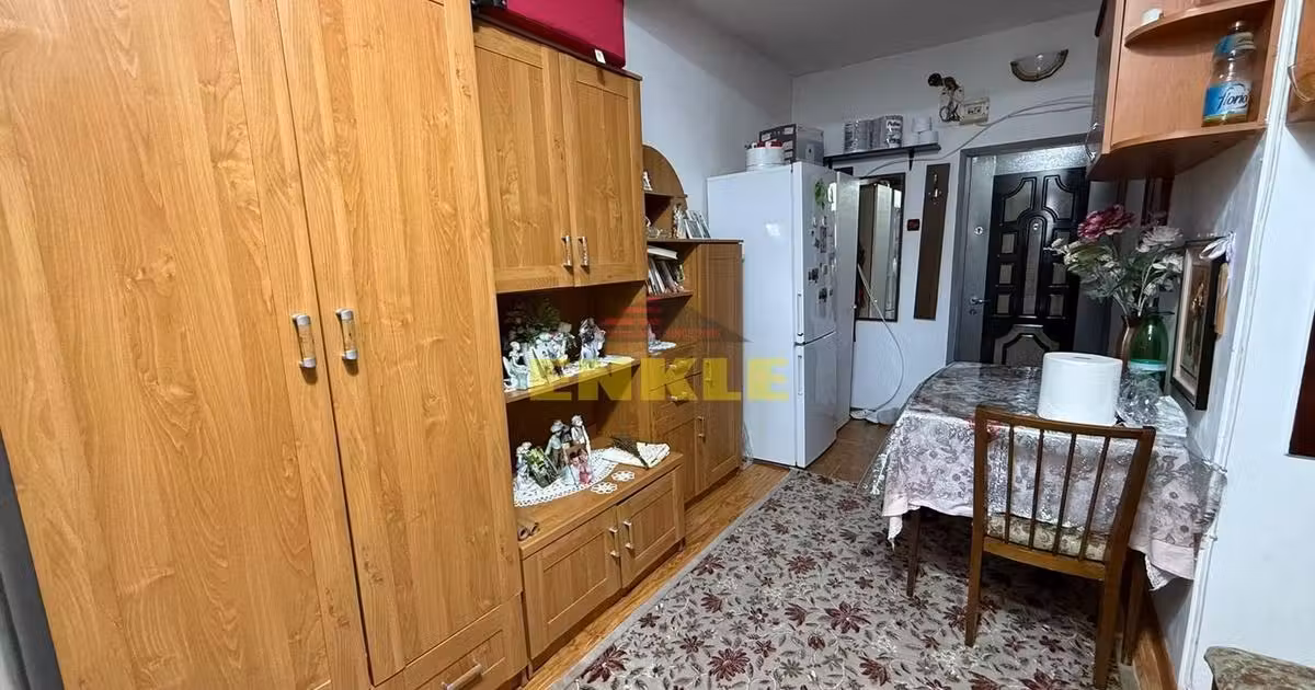 Garsonieră de vânzare în zona Central, Botoșani
