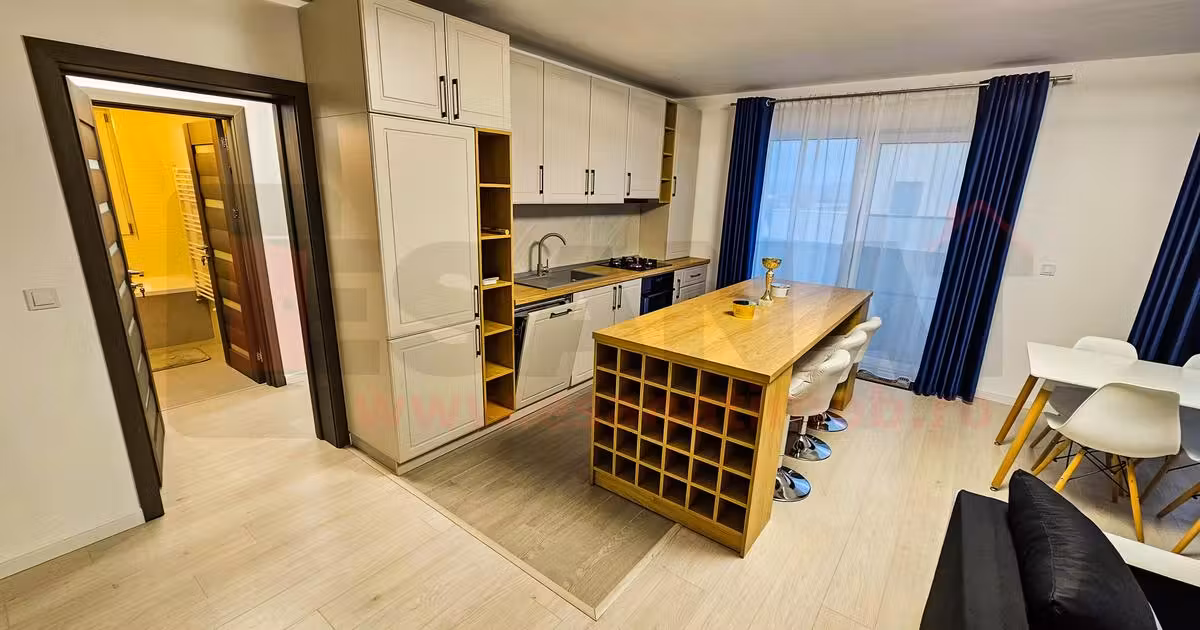 Penthouse de vânzare cu 3 camere, mobilat în zona Terezian, Sibiu