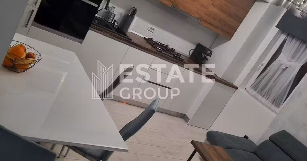 Apartament de vânzare cu 3 camere, mobilat în Giroc