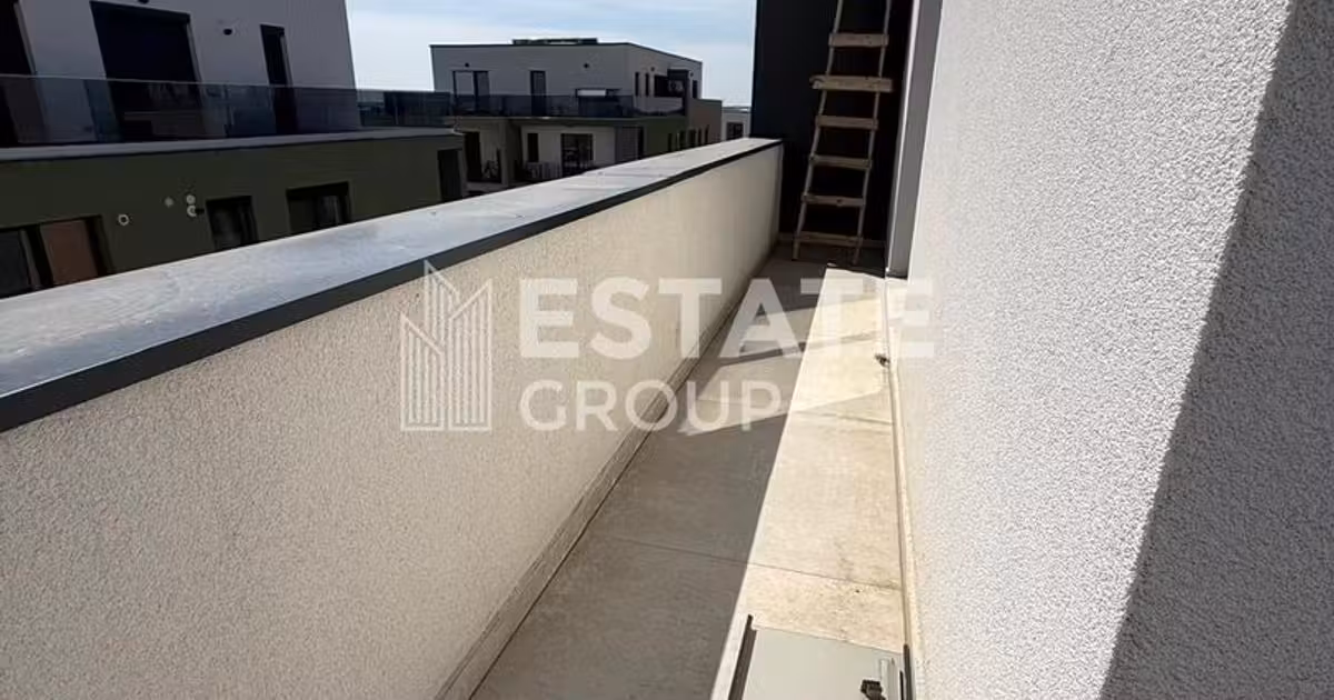 Penthouse de vânzare cu 3 camere în zona Ciarda Roșie, Timișoara