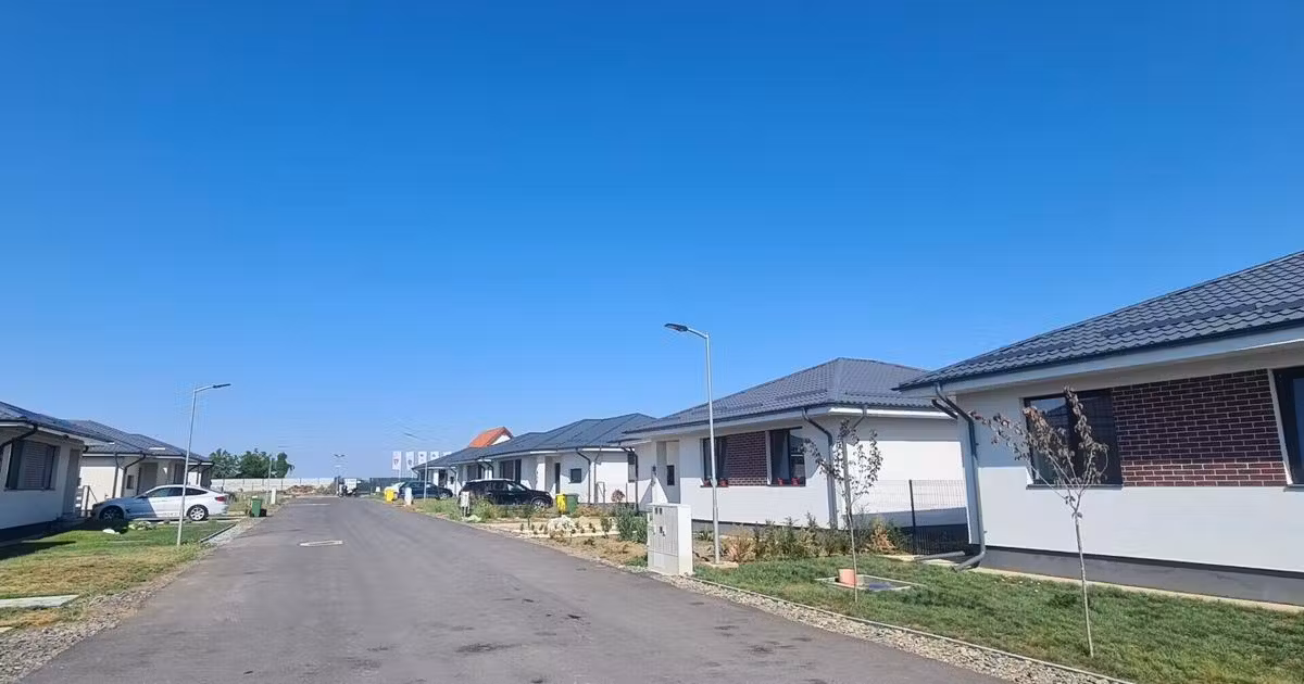 Casă individuală de vânzare cu 4 camere, mobilată în Balotești