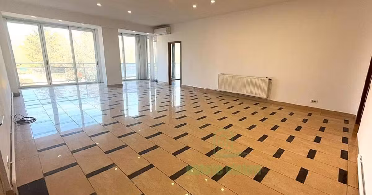 Apartament de vânzare cu 5 camere în zona Primăverii, Sector 1