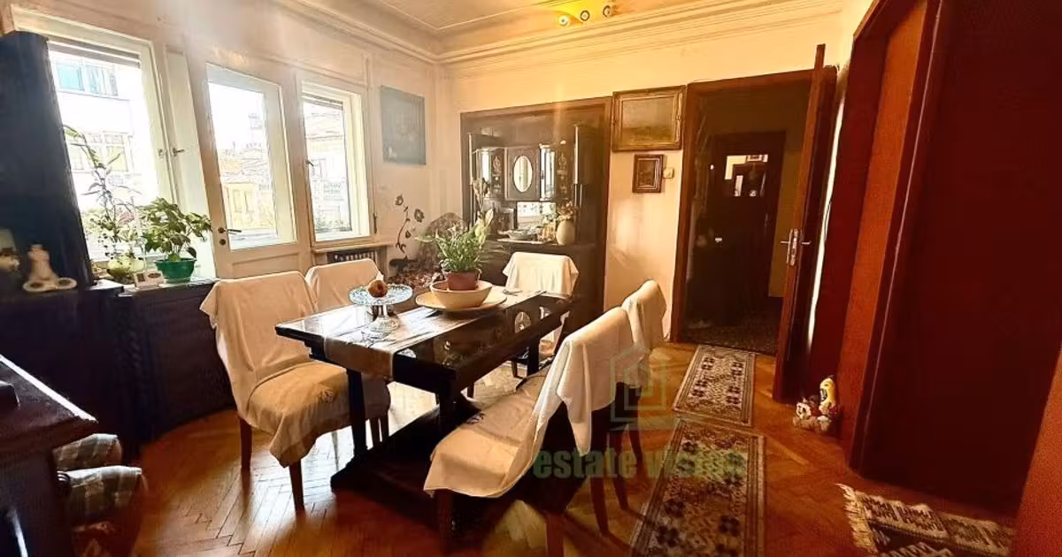 Apartament de vânzare cu 4 camere în zona Romană, Ultracentral