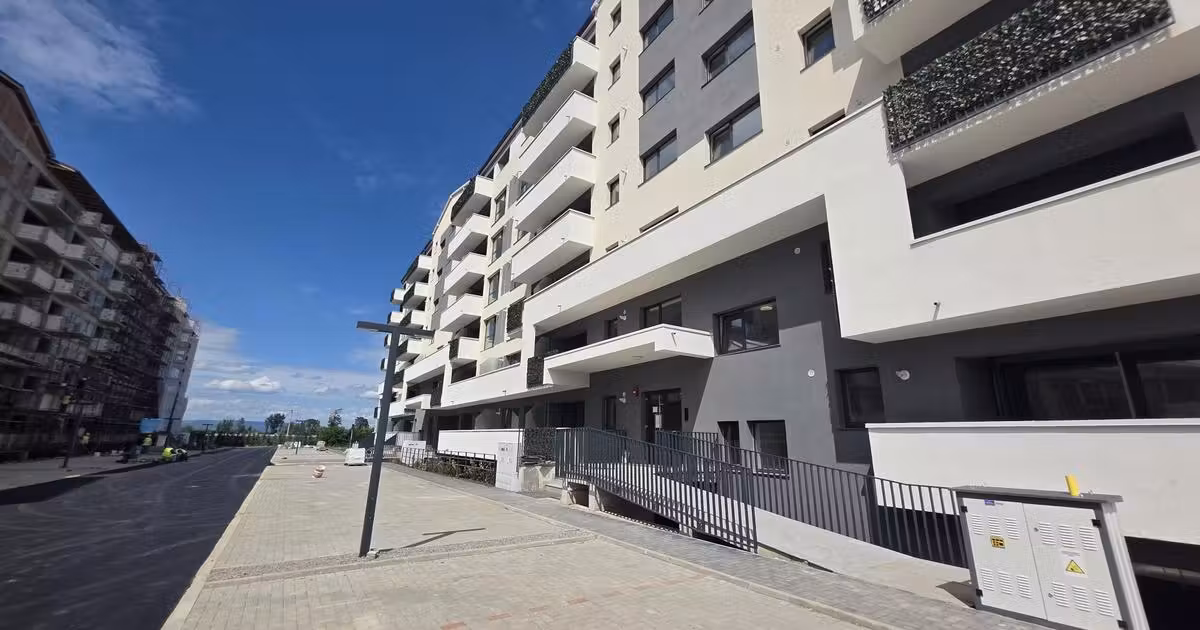 Apartament de vânzare cu 2 camere în zona 13 Decembrie, Brașov