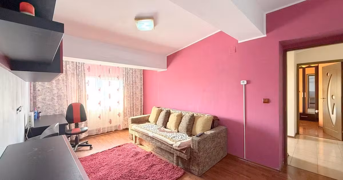 Apartament de vânzare cu 2 camere în zona Micro 16, Galați