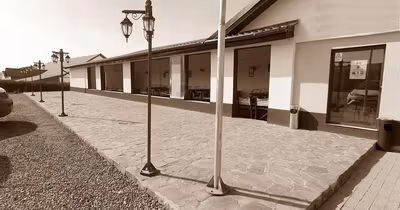 Spațiu comercial Exterior Est