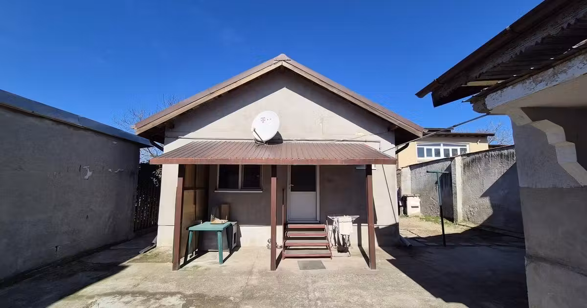 Casă individuală de vânzare cu 6 camere în Chiajna