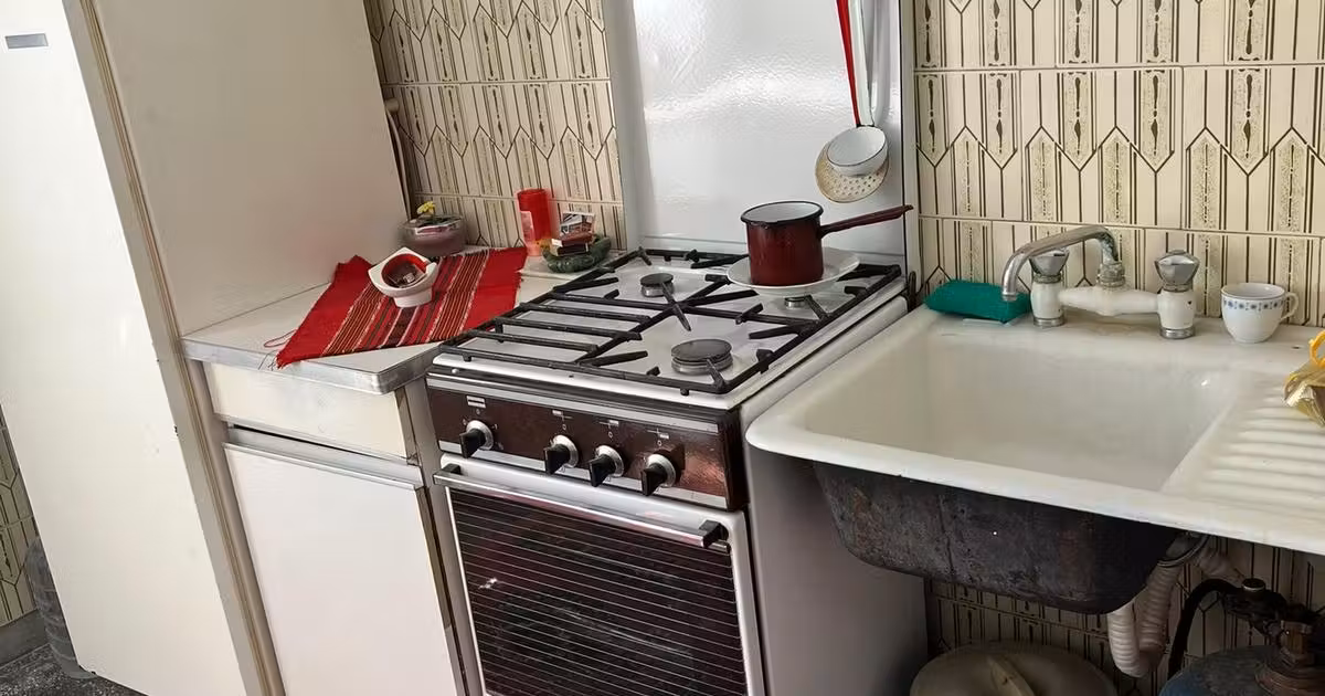 Apartament de vânzare cu 2 camere în zona Tomis Nord, Constanța
