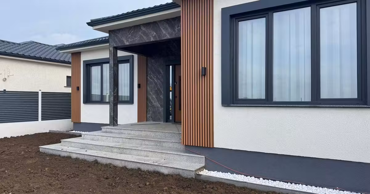 Casă individuală de vânzare cu 4 camere în Agigea