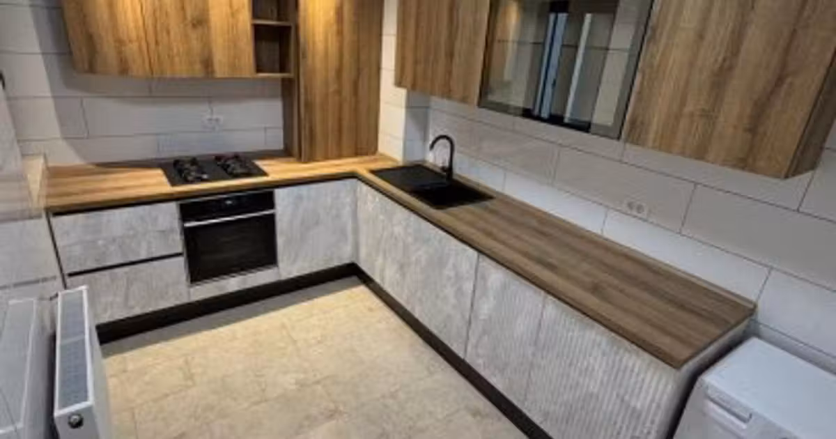 Apartament de vânzare cu 4 camere în zona Tomis Plus, Constanța