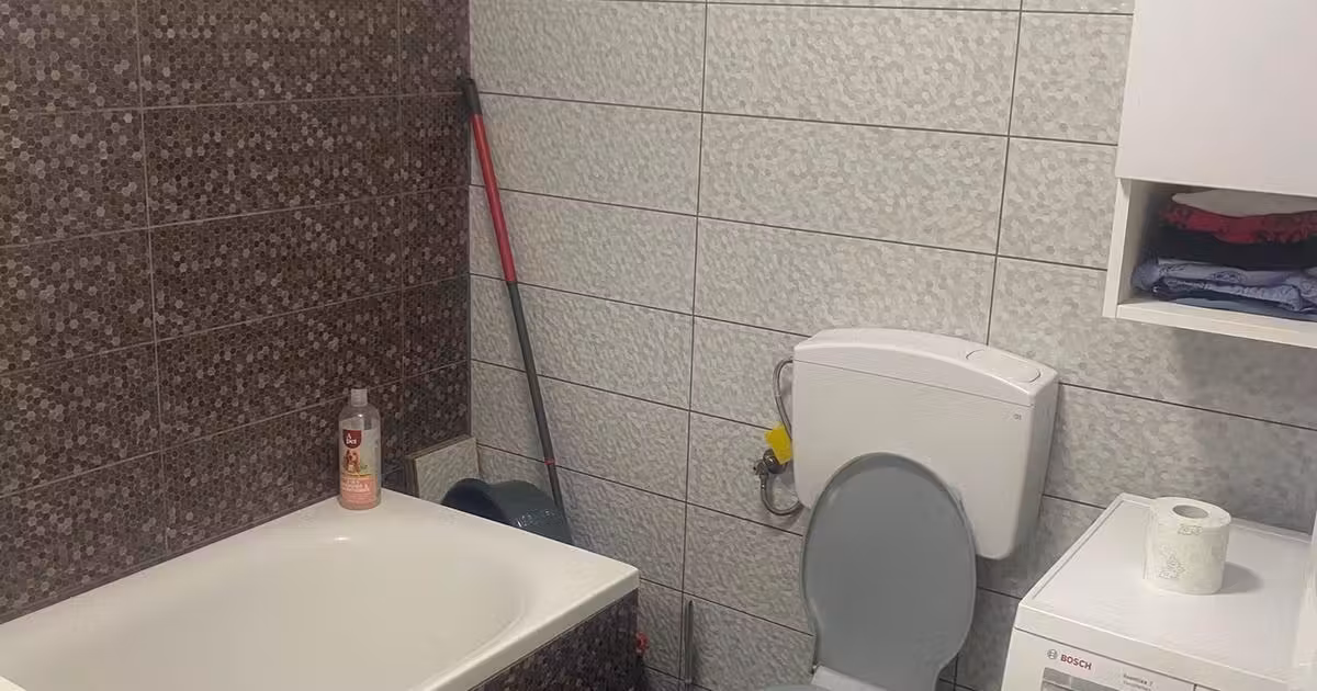 Casă de vânzare cu 5 camere în Lumina