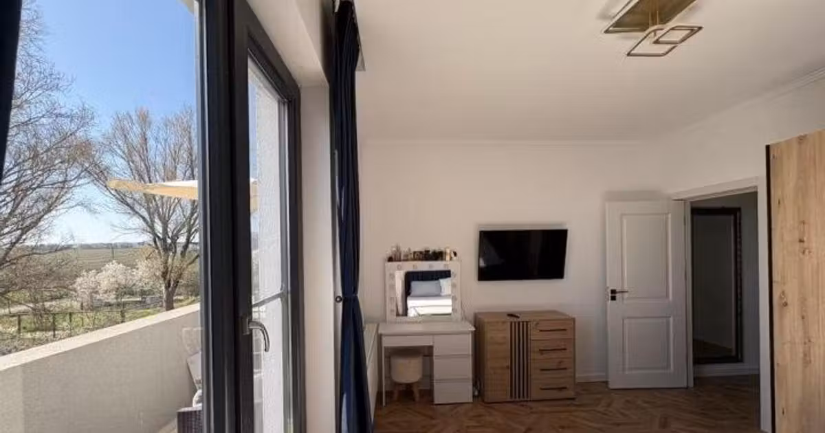 Apartament de vânzare cu 2 camere în zona Palazu Mare, Constanța