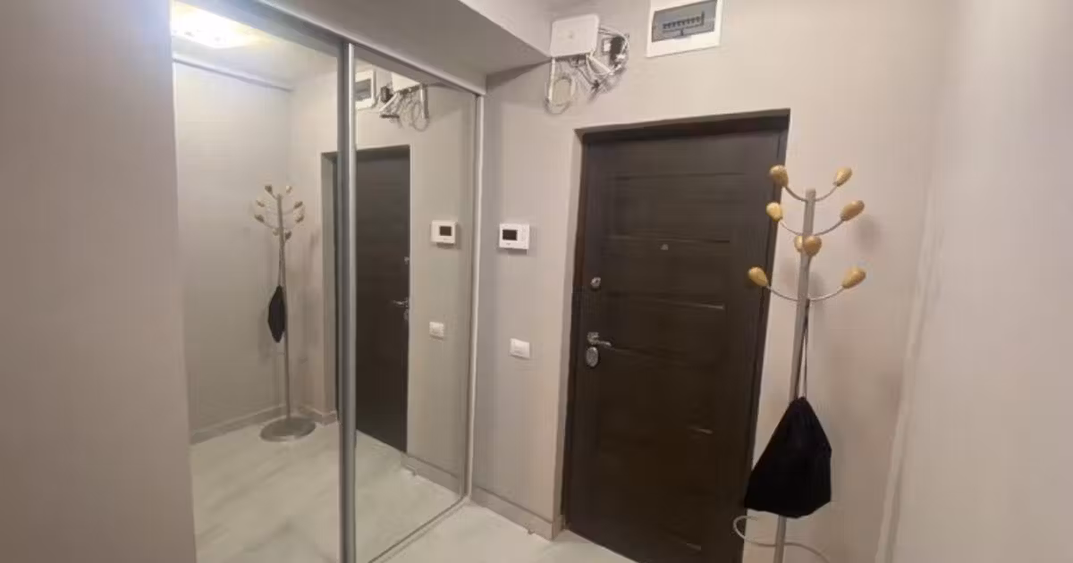 Apartament de vânzare cu 2 camere în zona Tomis Nord, Constanța