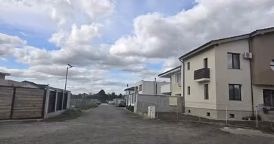 Teren Km 5