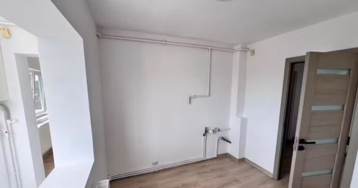 Apartament de vânzare cu 2 camere în zona Km 5, Constanța