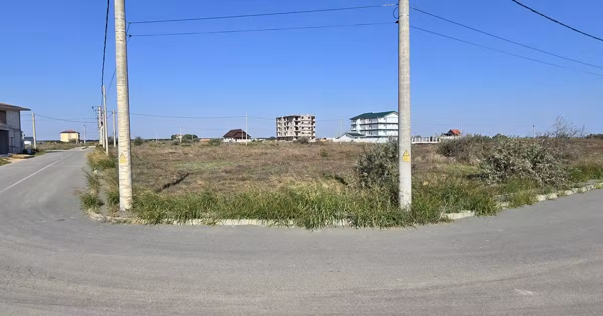 Teren Construcții intravilan de vânzare de 4200 mp, în Costinești