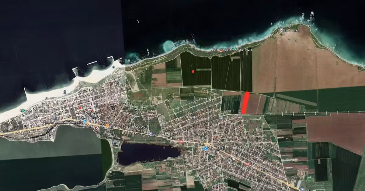 Teren Construcții extravilan de vânzare de 27000 mp, în Tuzla