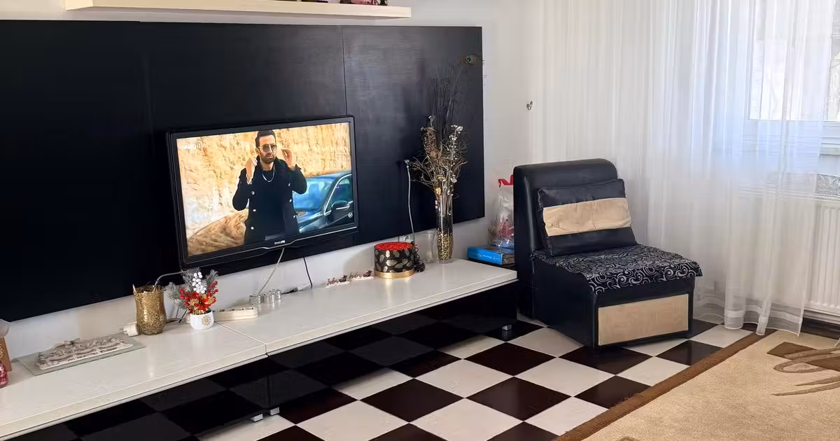 Casă de vânzare cu 7 camere în Cumpăna
