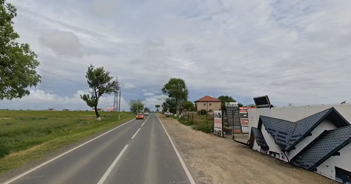 Teren Construcții intravilan de vânzare de 660 mp, în Lazu