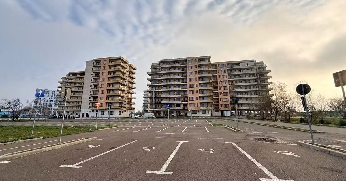 Garsonieră de vânzare, mobilată în Mamaia