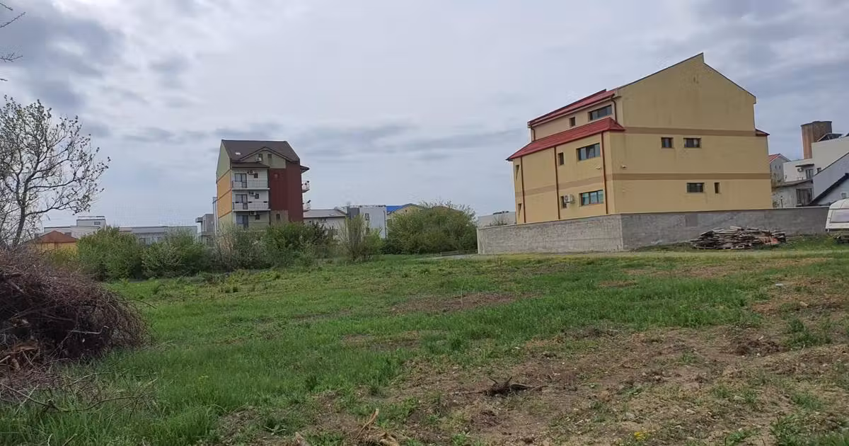 Teren Construcții intravilan de vânzare de 7000 mp, în Eforie Nord