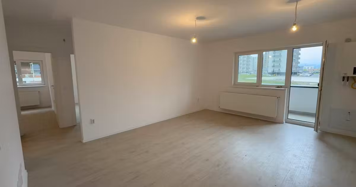Apartament de vânzare cu 4 camere în Șelimbăr