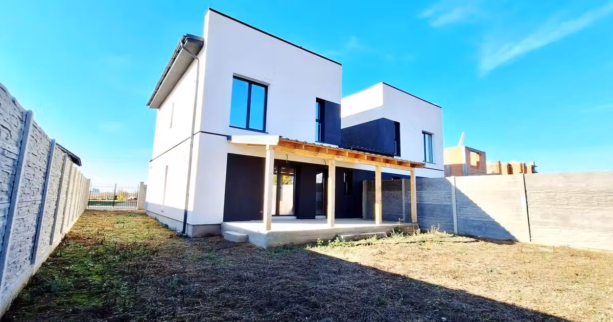 Duplex de vânzare cu 4 camere în Giroc