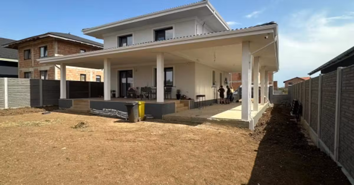 Casă individuală de vânzare cu 5 camere în Giarmata