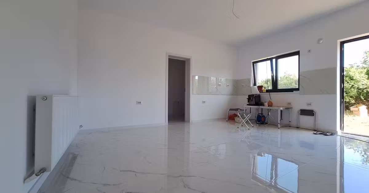 Duplex de vânzare cu 4 camere în Giarmata