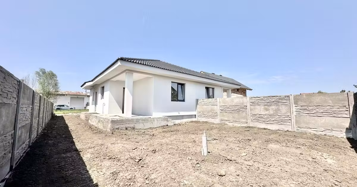 Duplex de vânzare cu 3 camere în Albina