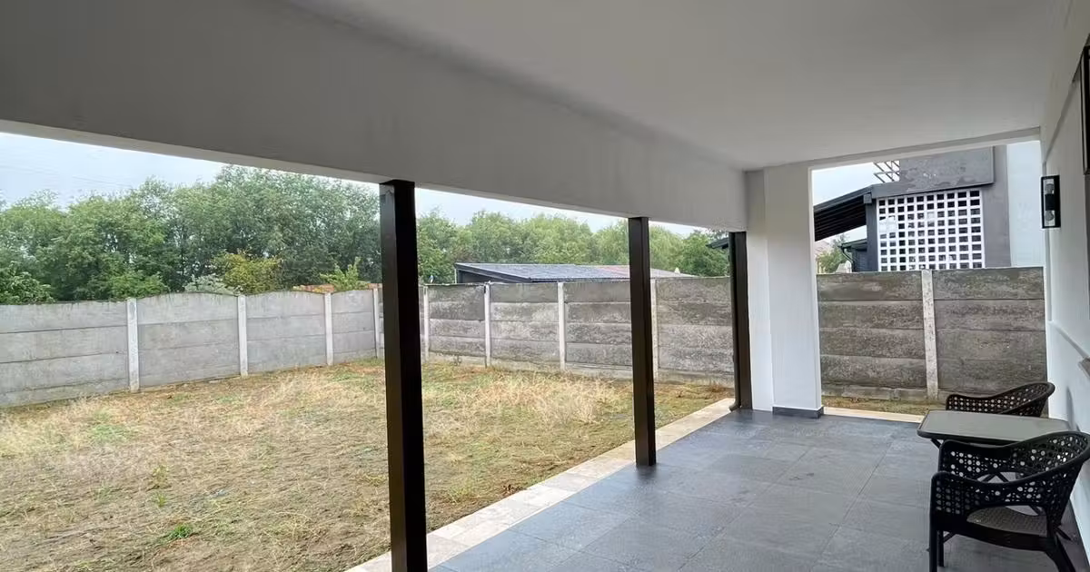 Casă individuală de vânzare cu 4 camere, mobilată în Ghiroda