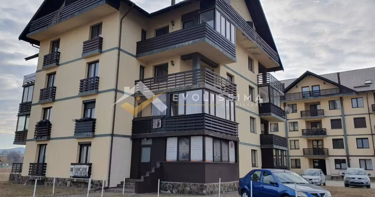 Apartament de vânzare cu 3 camere, mobilat în Bran