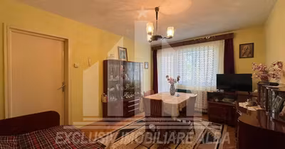 Apartament Cetate