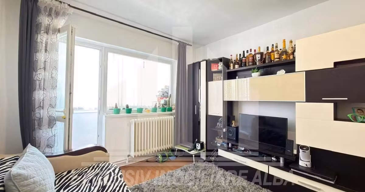 Apartament de vânzare cu 2 camere, mobilat în zona Cetate, Alba Iulia