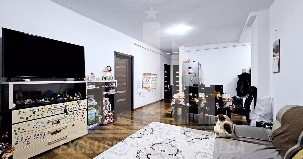 Apartament de vânzare cu 3 camere, mobilat în zona Maier, Alba Iulia