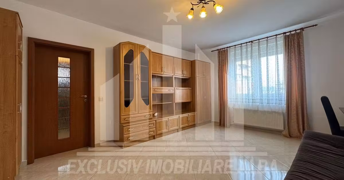 Apartament de vânzare cu 2 camere, mobilat în zona Central, Alba Iulia