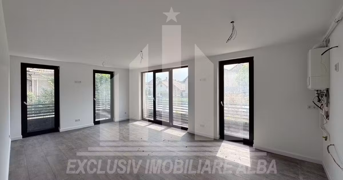 Apartament de vânzare cu 2 camere în zona Tolstoi, Alba Iulia