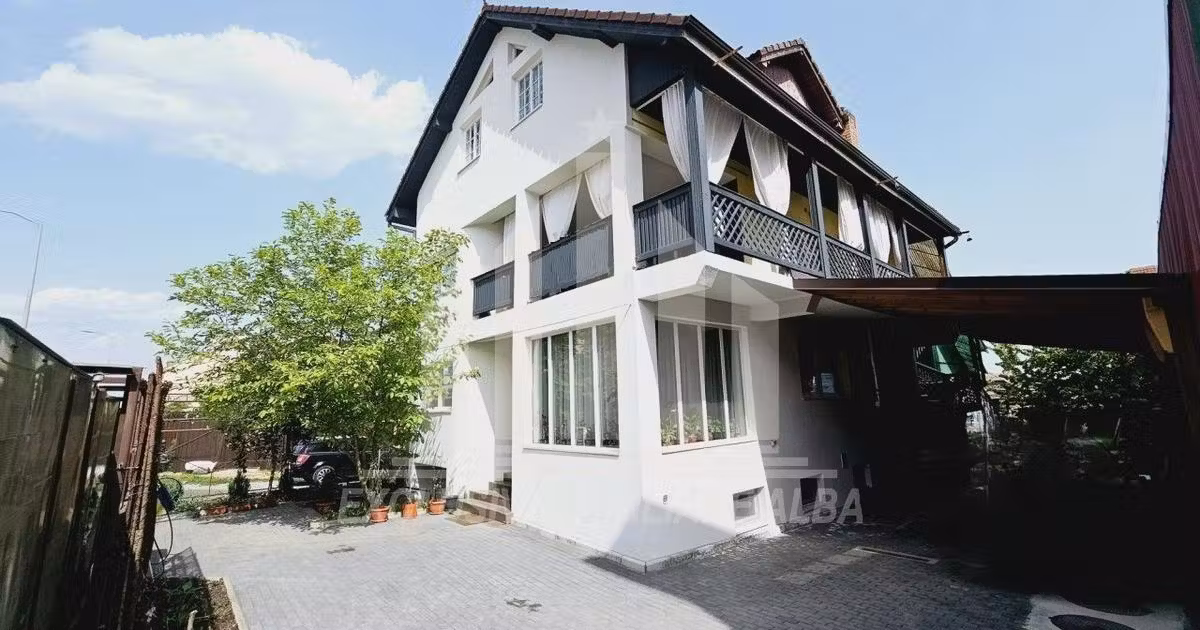 Casă individuală de vânzare cu 5 camere, mobilată în zona Cetate, Alba Iulia