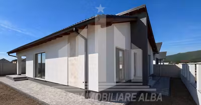 Casă Micești