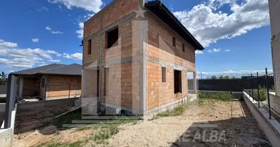 Casă Micești